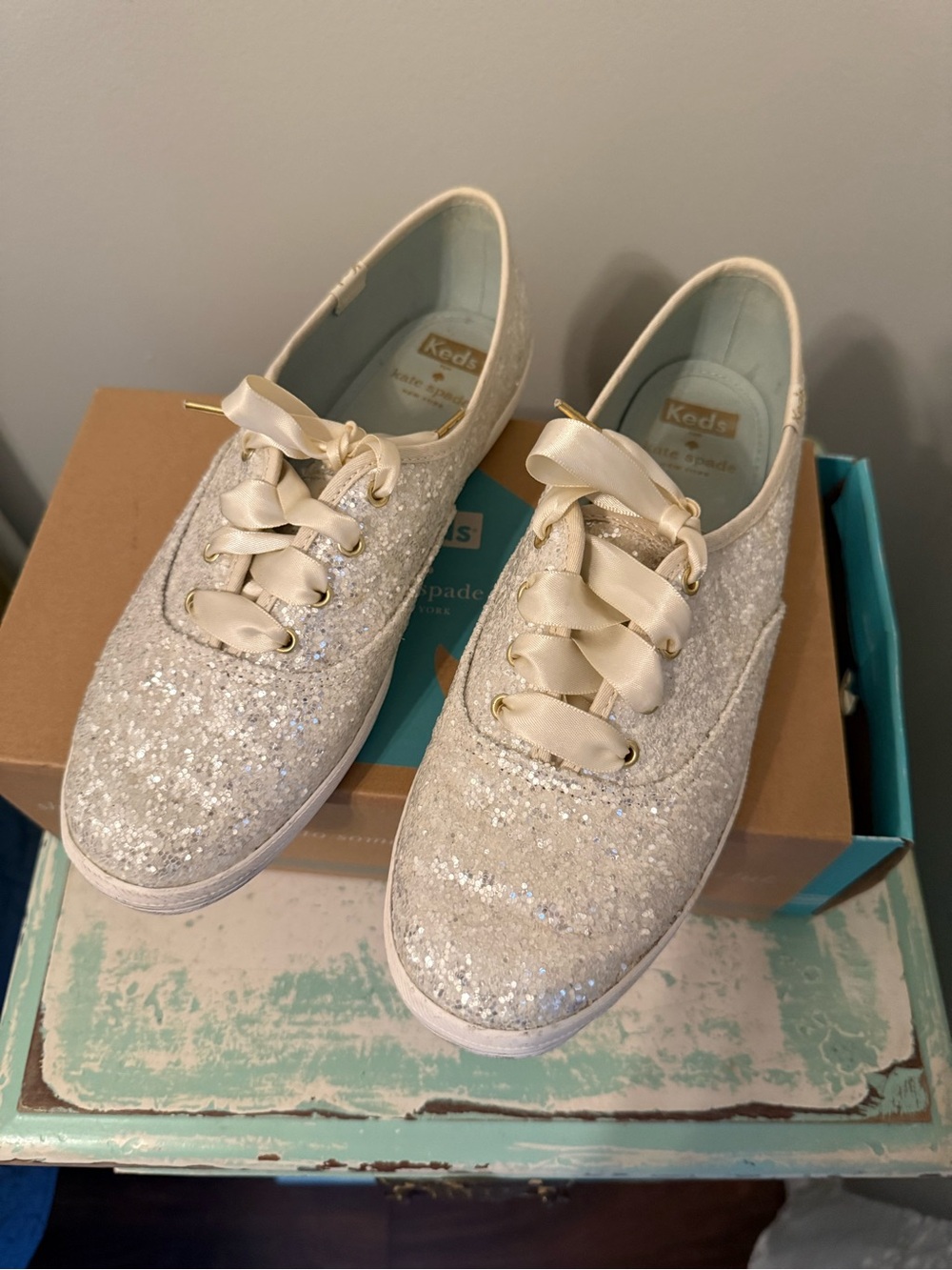 Keds Glitter Low-Top Sneakers - Ivory/Silver